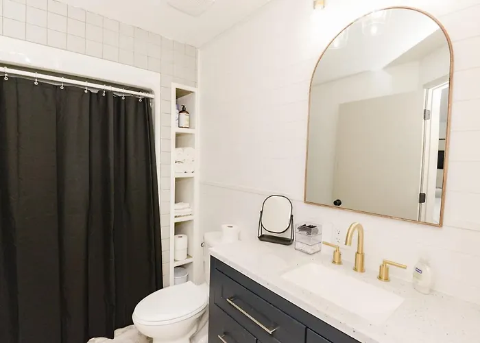 New Remodeled Townhome In * Fargo